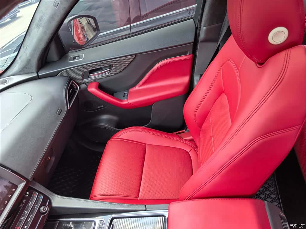 Jaguar F-PACE, 2017 11