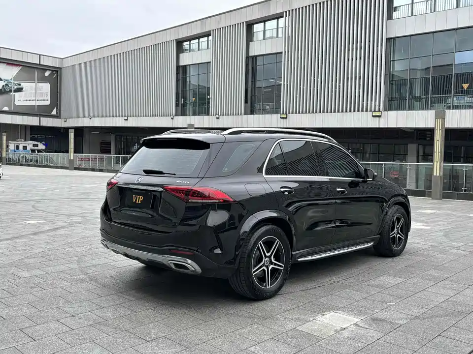 Mercedes-Benz GLE Mercedes-Benz GLE
