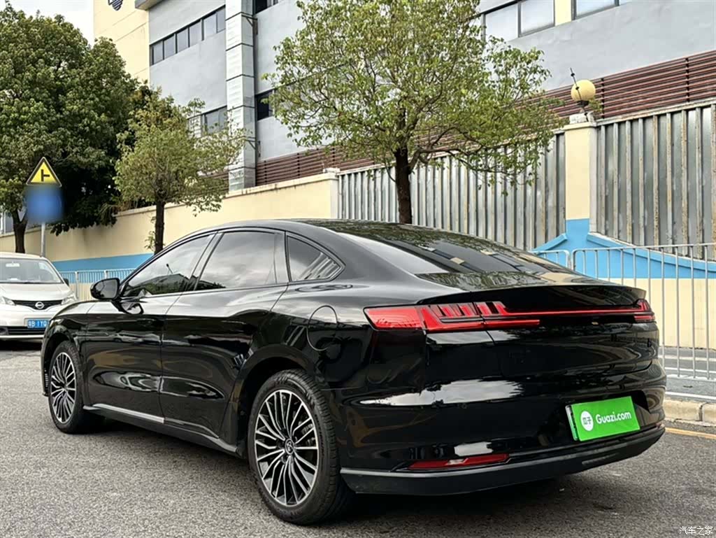 BYD Han, 2022 8
