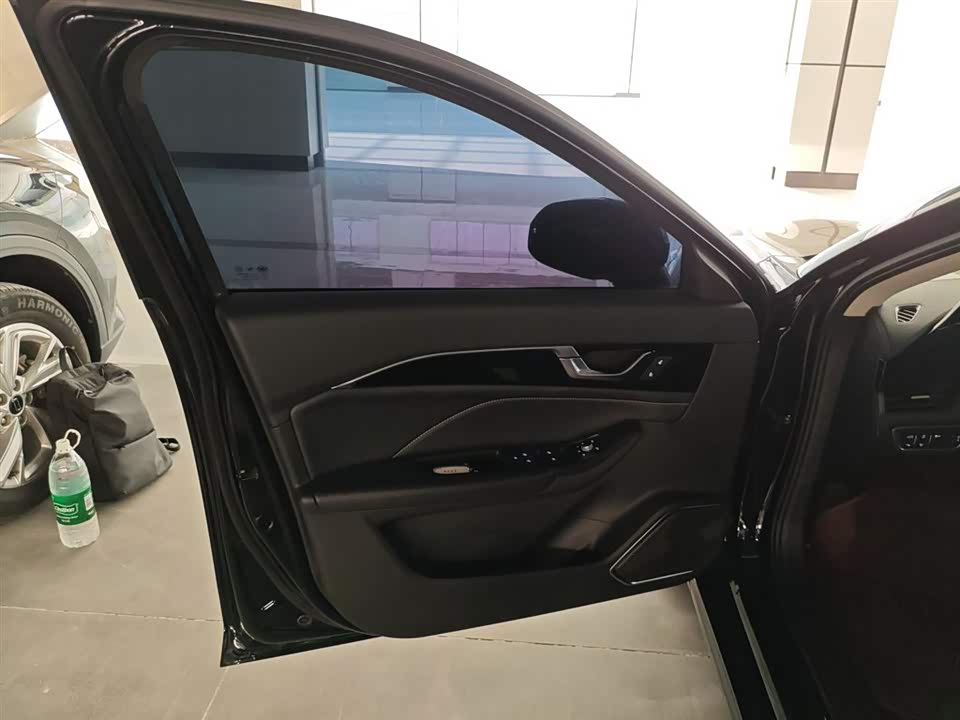 Besturn B70