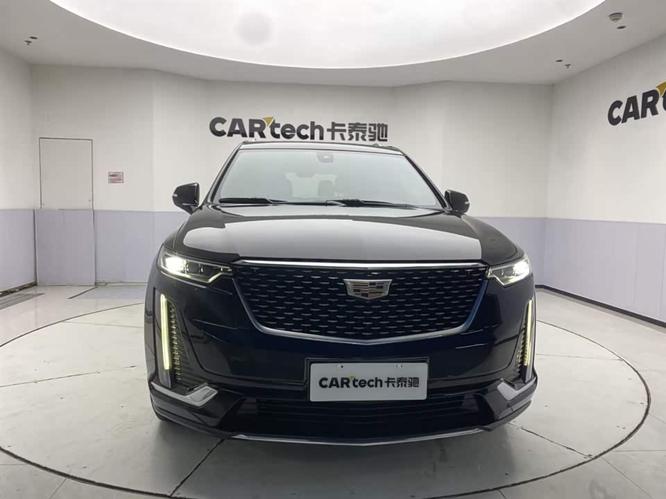 Cadillac XT6