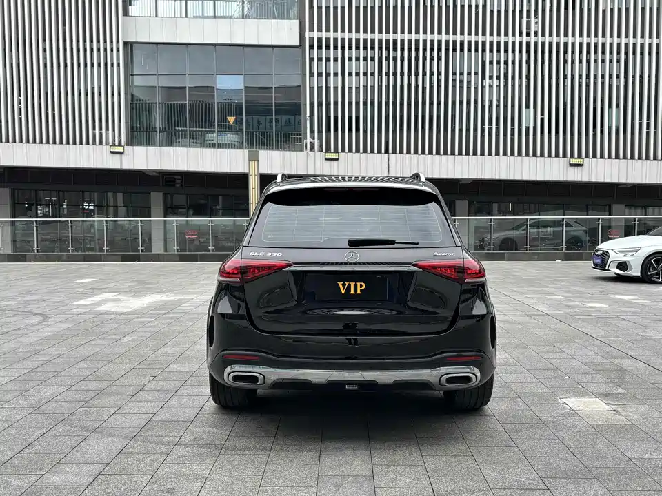 Mercedes-Benz GLE Mercedes-Benz GLE