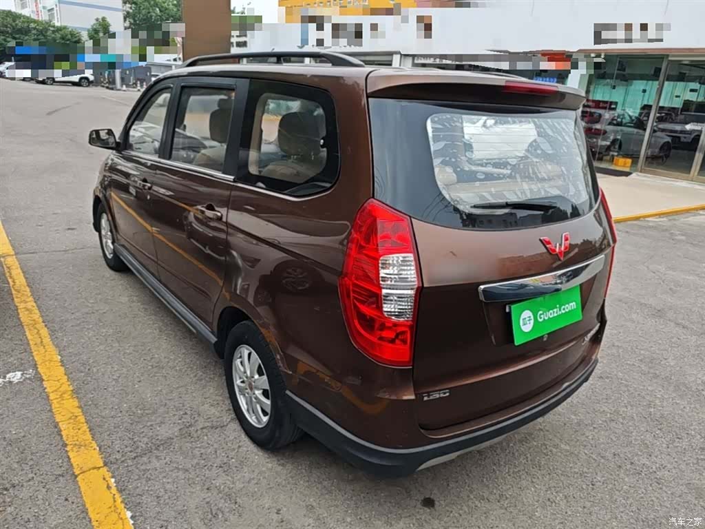 Wuling Hongguang, 2015 все фото