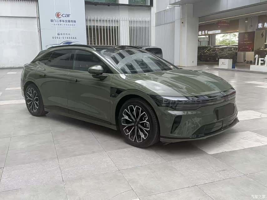 Zeekr 007, 2025 3