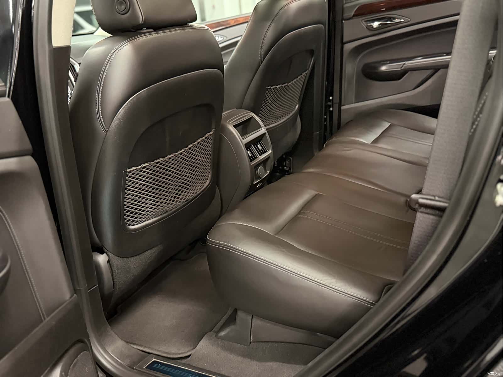 Cadillac SRX, 2014 13