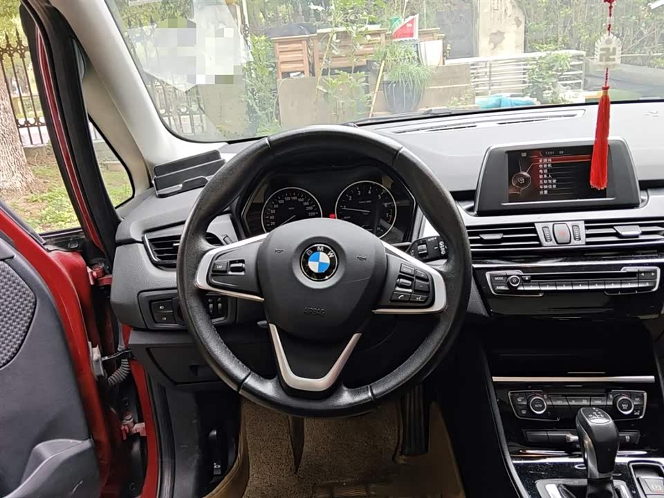 BMW 2 series multifunctional station wagon