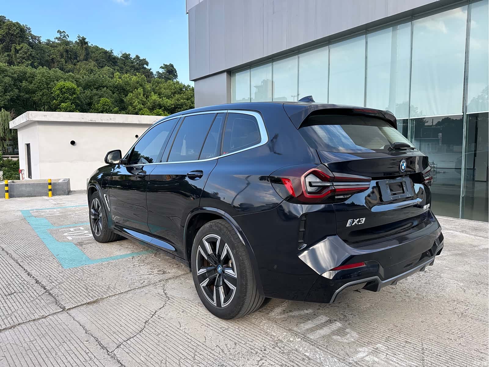 BMW iX3, 2022 7