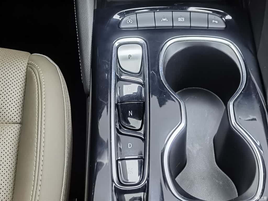 Buick Envision Plus, 2022 13