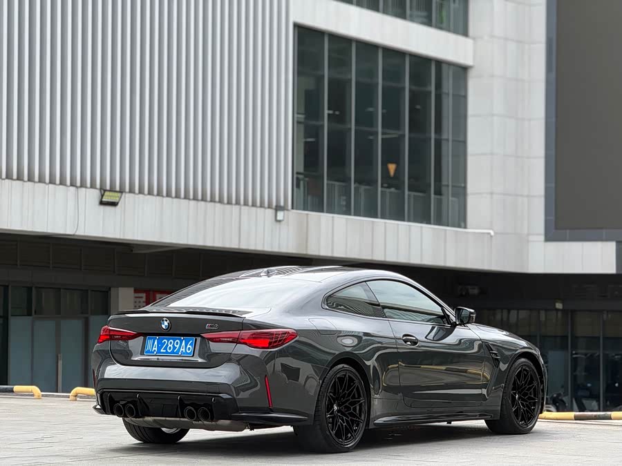 BMW M4 2025, фото 3