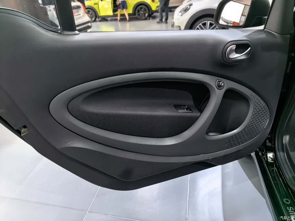 Smart Fortwo, 2017 14