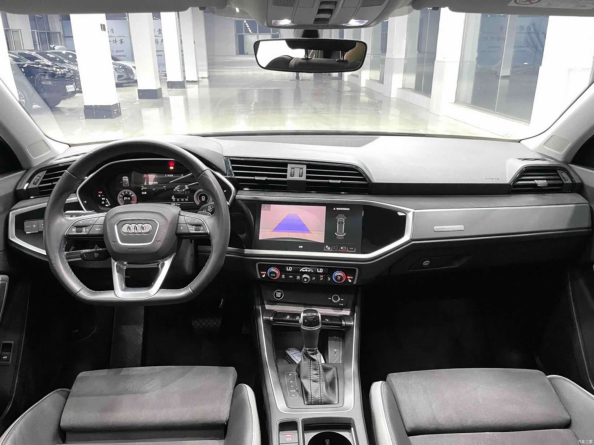 Audi Q3, 2023 9