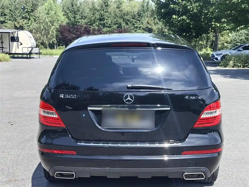 Mercedes-Benz R-class