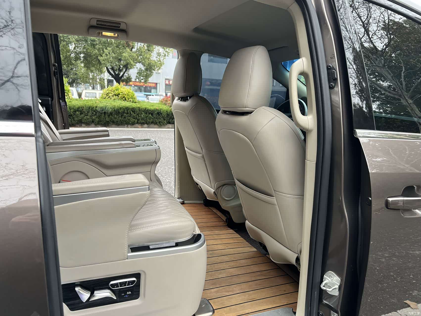 Buick GL8, 2019 11