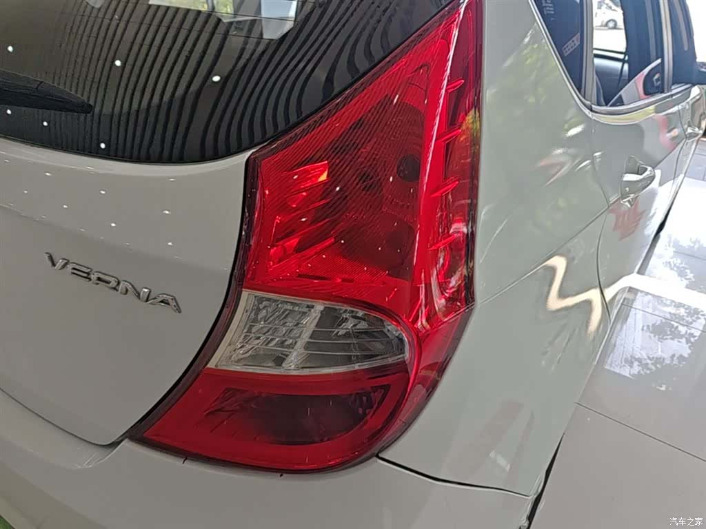 Hyundai GLX, 2014 8