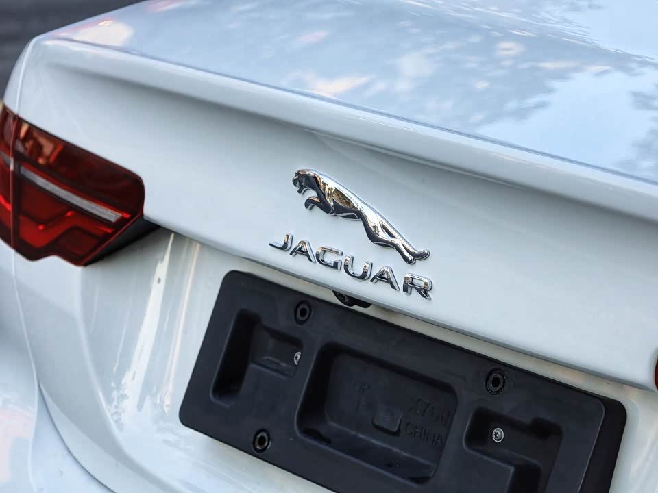 Jaguar XEL