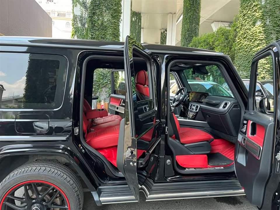 Mercedes-Benz G-class