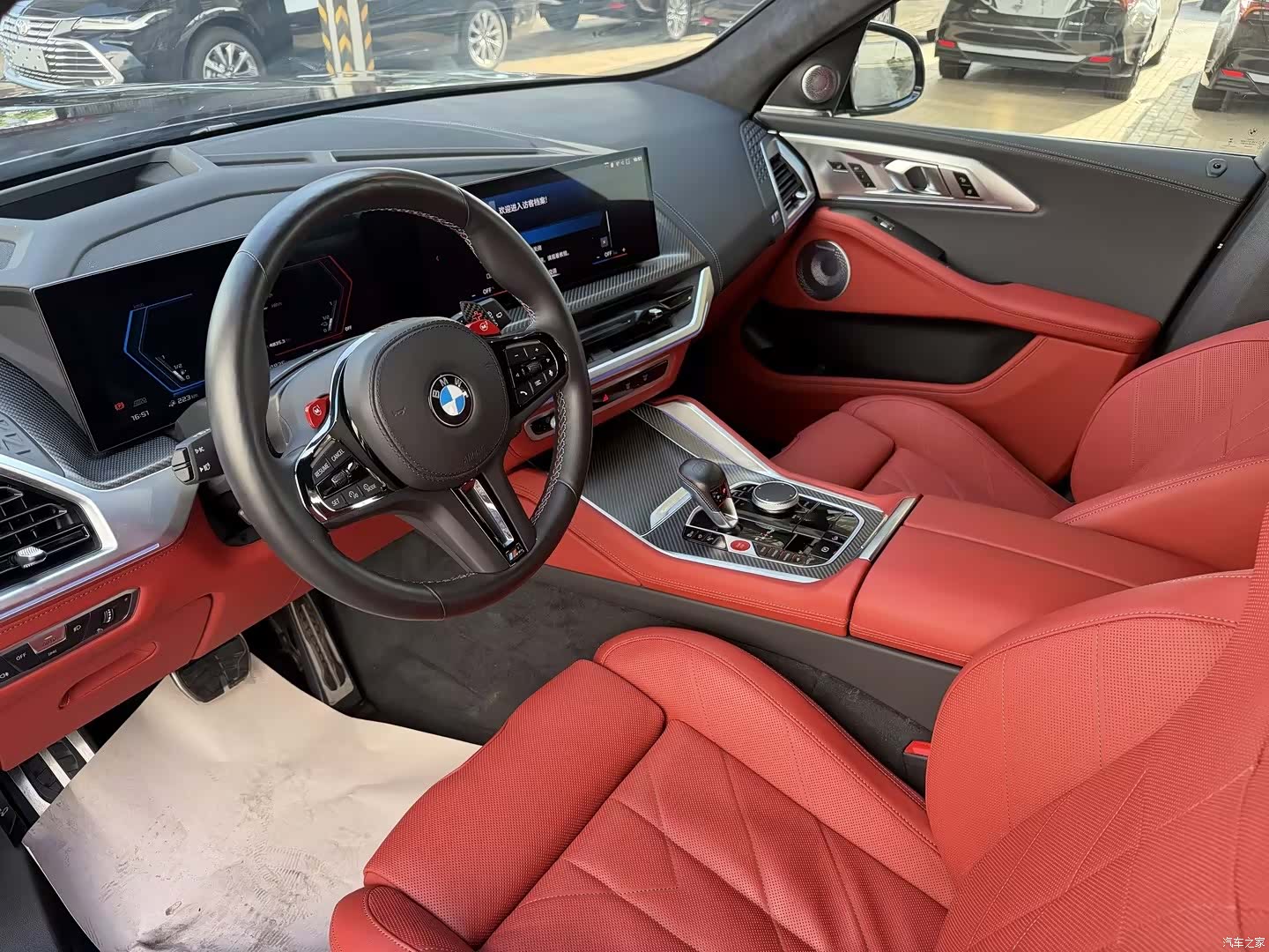 BMW XM, 2025 13