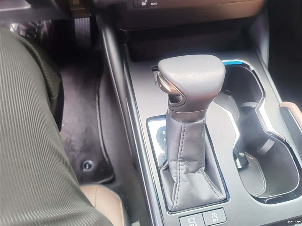 Lexus ES, 2024 14