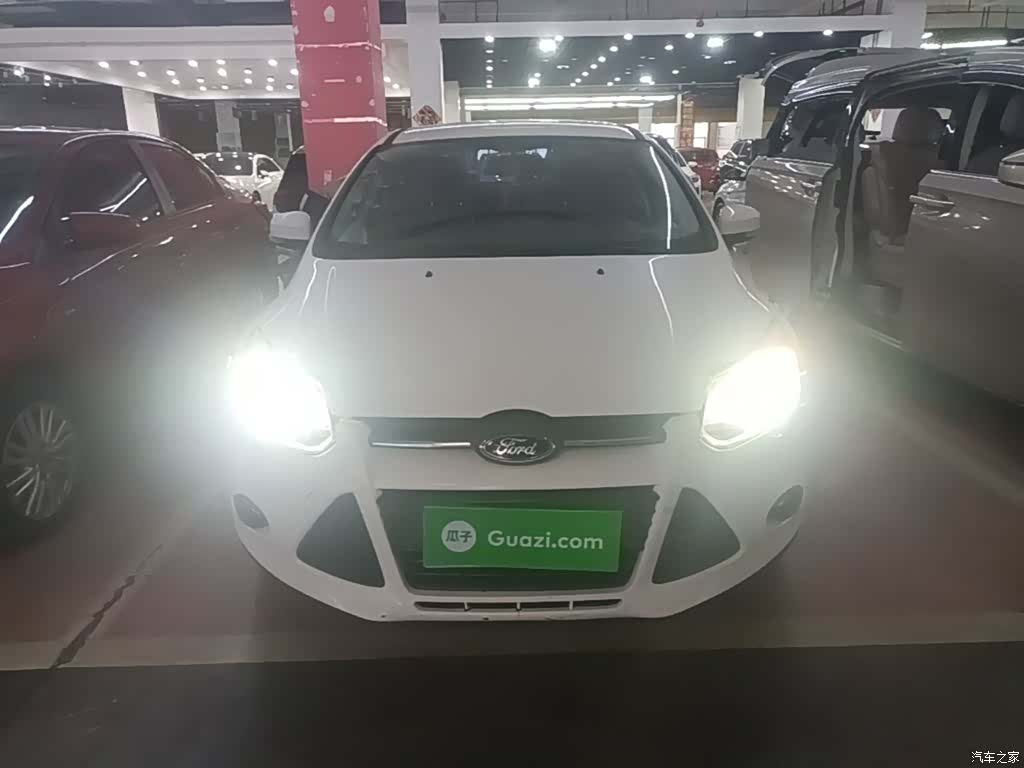 Ford Focus, 2015 3