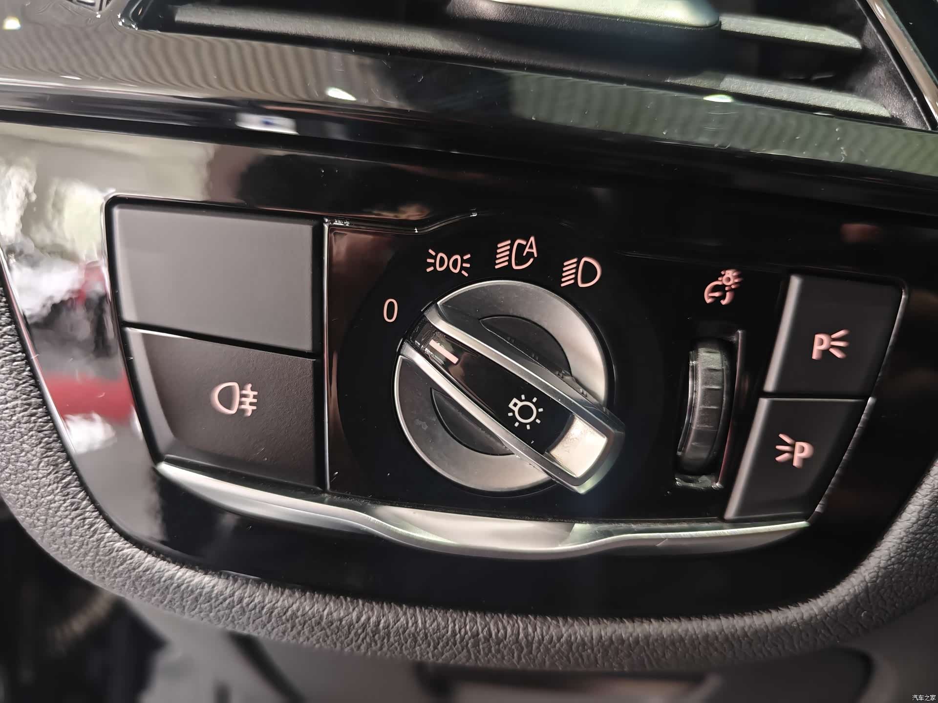 BMW 5 Series, 2019 23