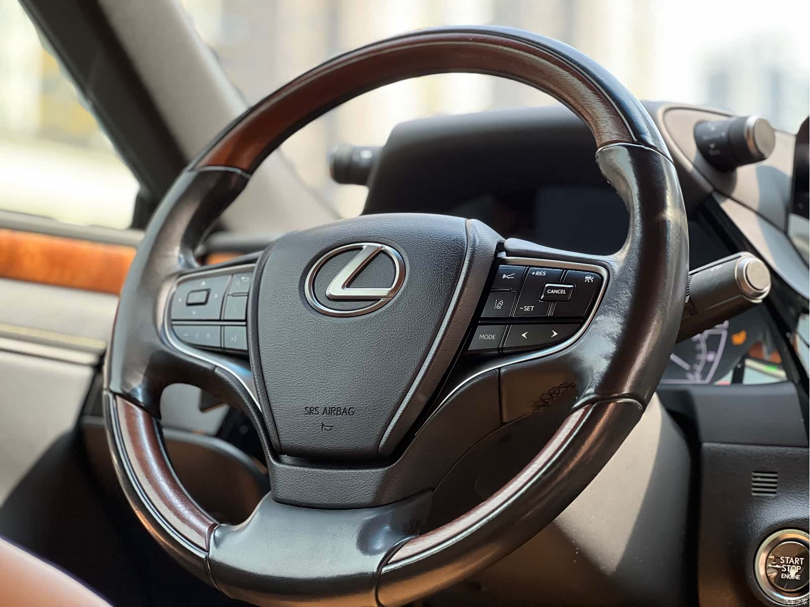 Lexus ES, 2023 17