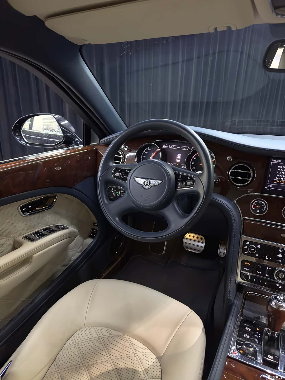 Bentley Mulsanne, 2012 21