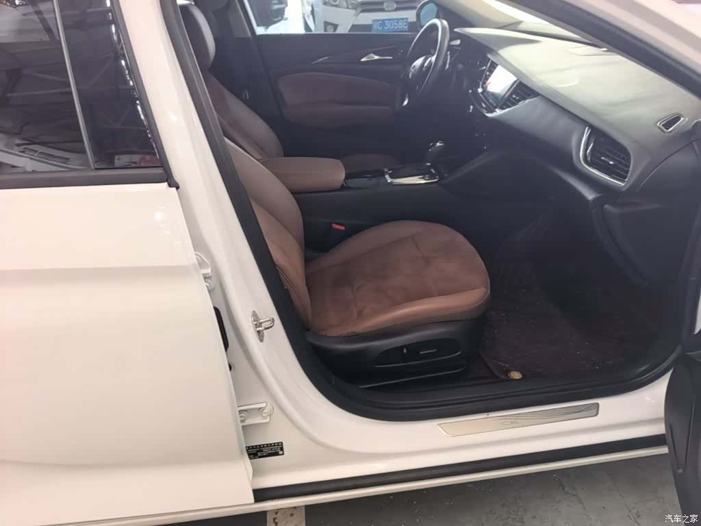 Buick Regal, 2019 25