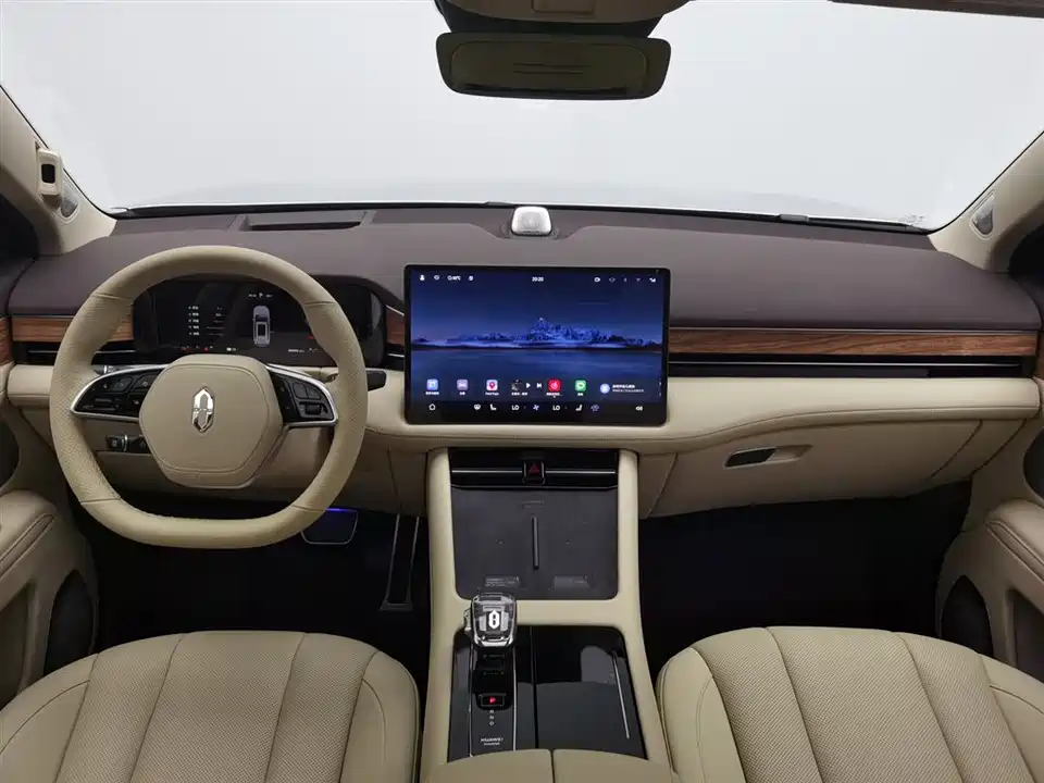 AITO Ask the world M7