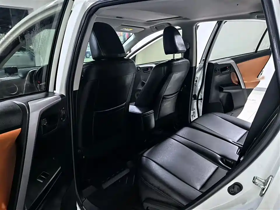 Toyota RAV4 Rongfang