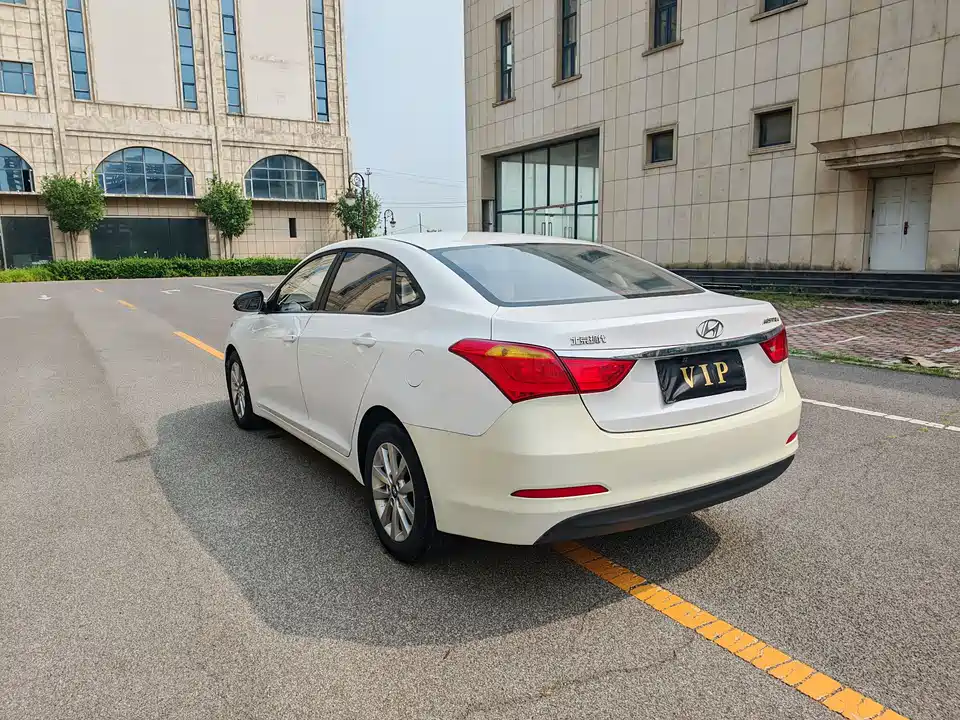 Hyundai Name picture