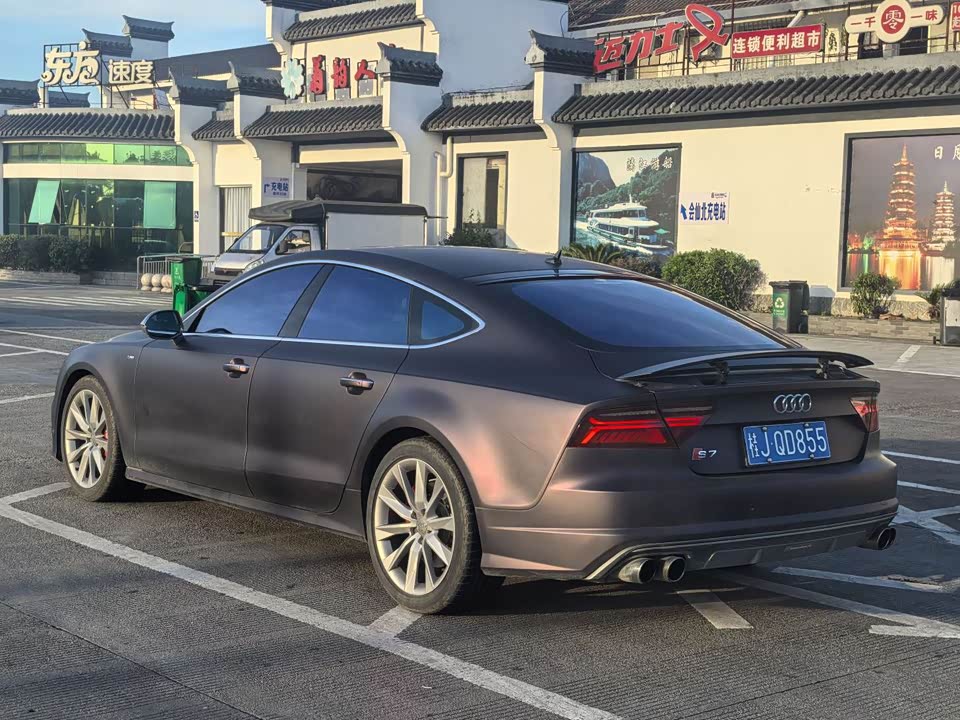 Audi A7