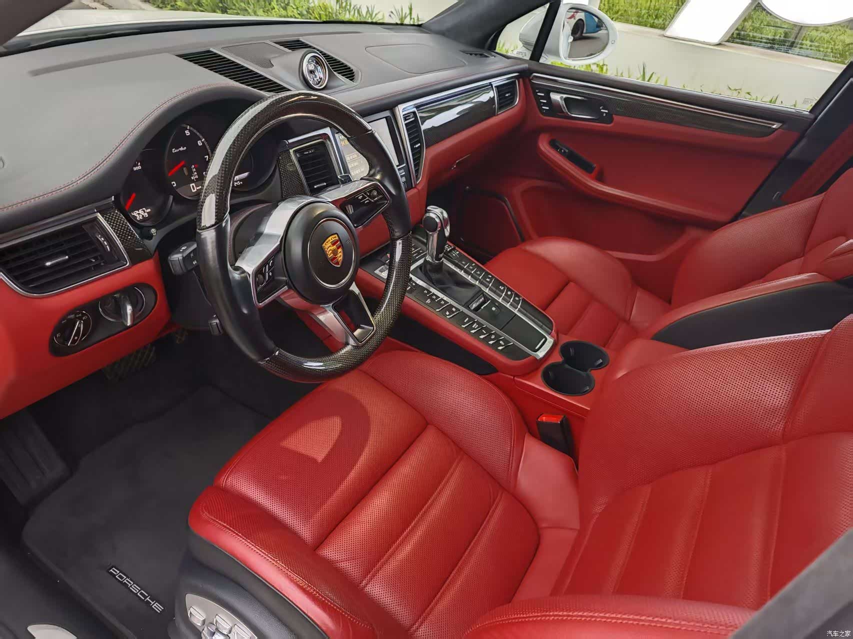 Porsche Macan, 2015 10
