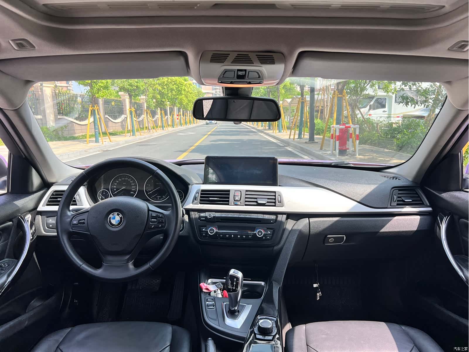 BMW 3 Series, 2013 11