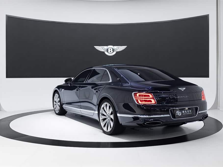 Bentley Flying