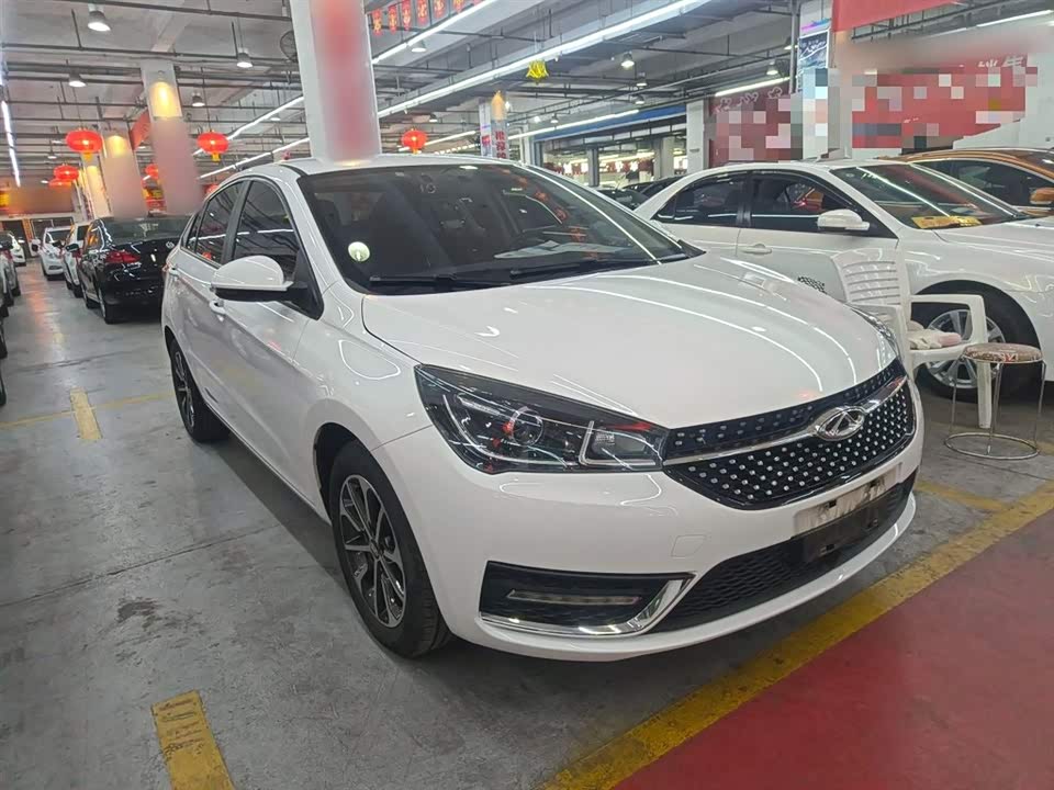 Chery Arrizo 5