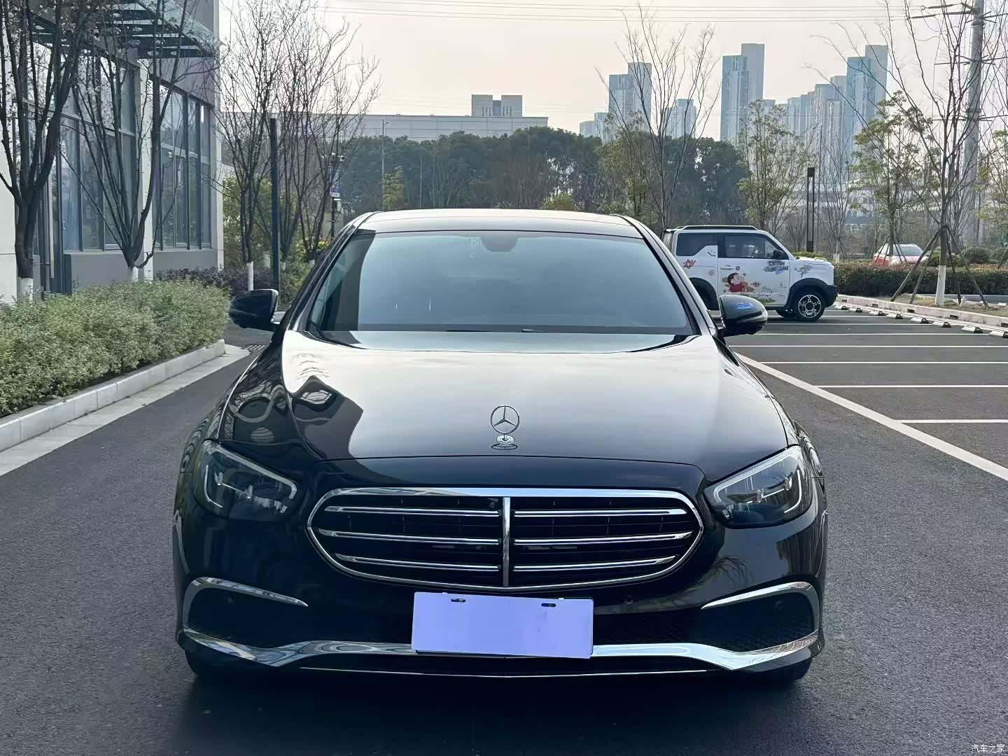 Mercedes-Benz E-Class, 2021 1