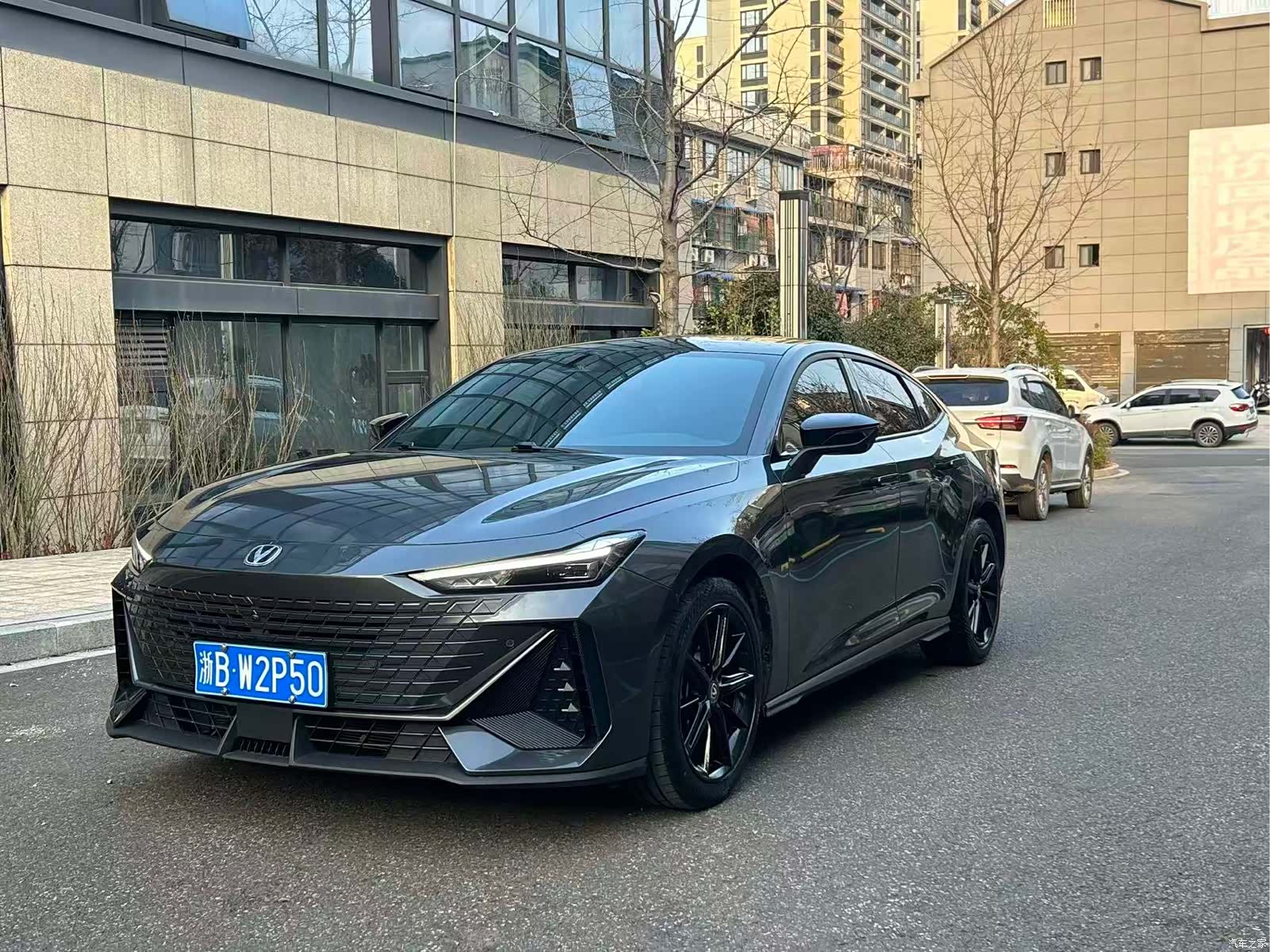 Changan UNI-V, 2023 1
