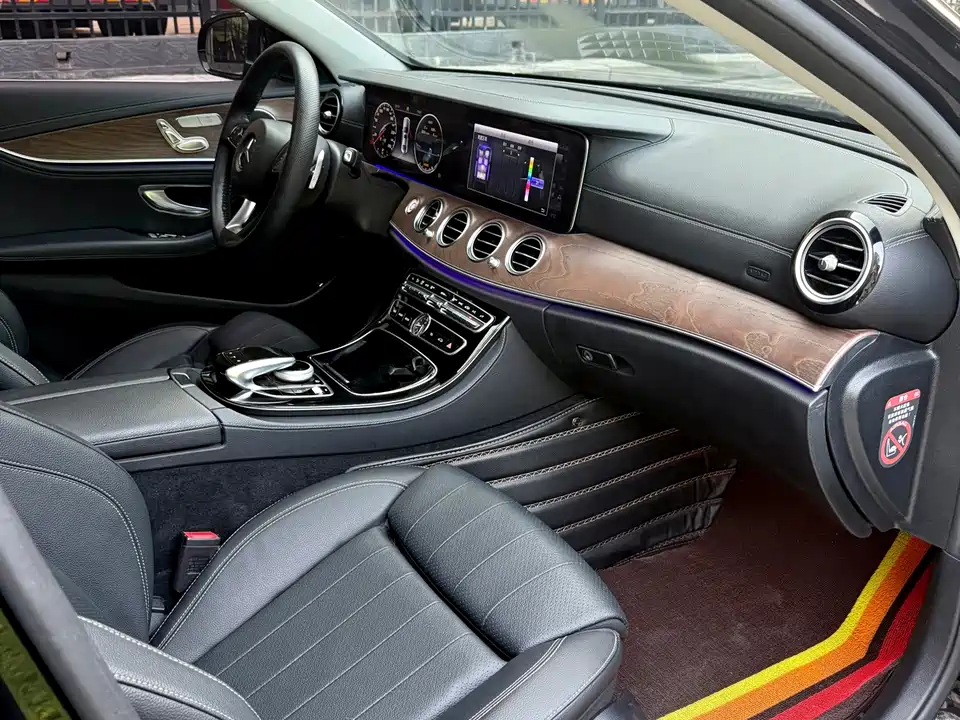 Mercedes-Benz E-class Mercedes-Benz E-class