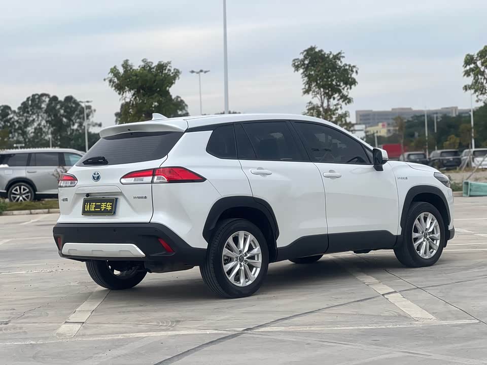 Toyota Corolla Sharp amplifier