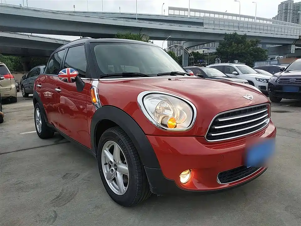 MINI COUNTRYMAN