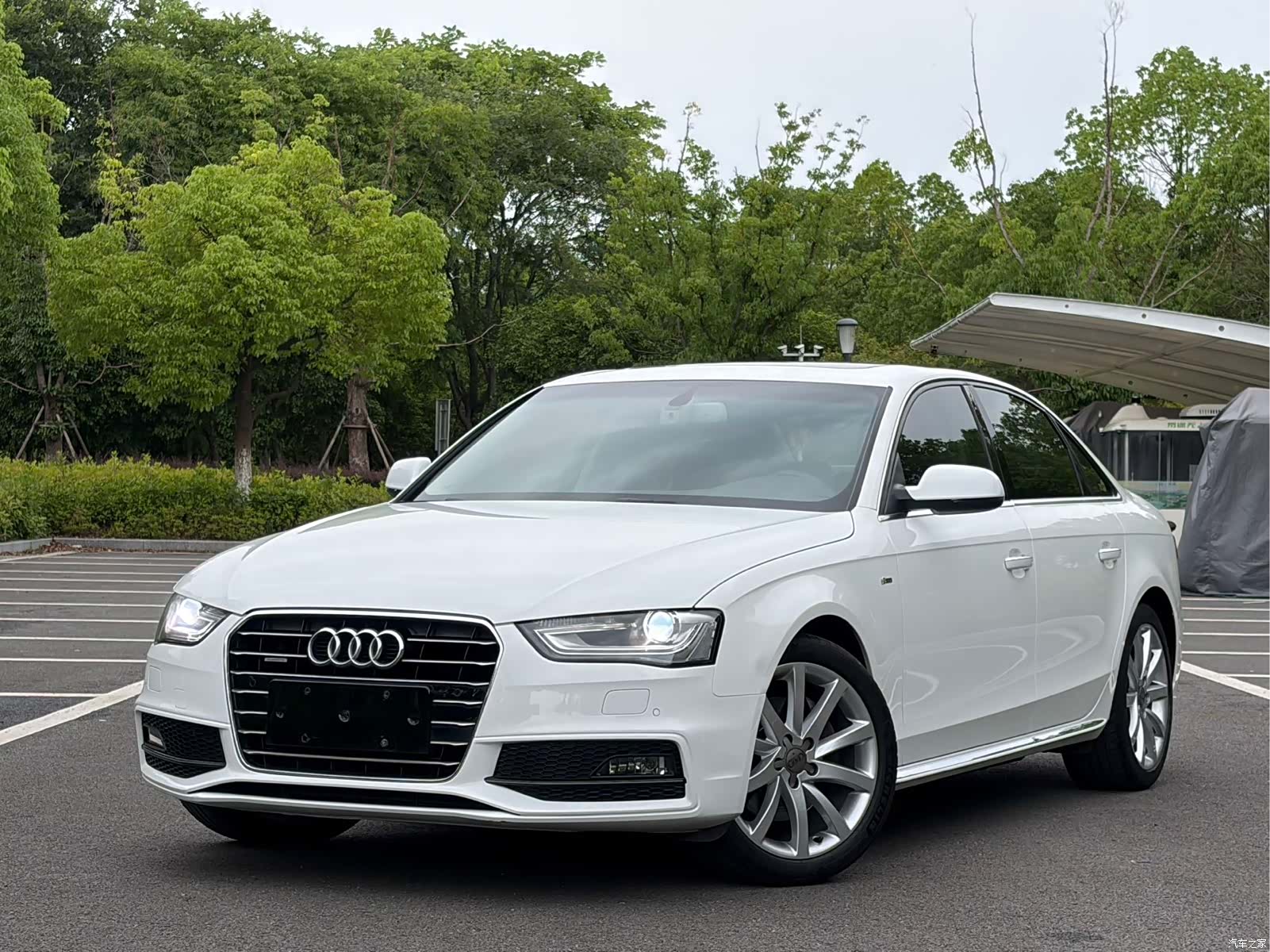 Audi A4L, 2016 1
