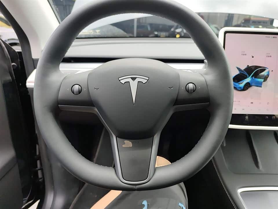Tesla Model Y Tesla Model Y