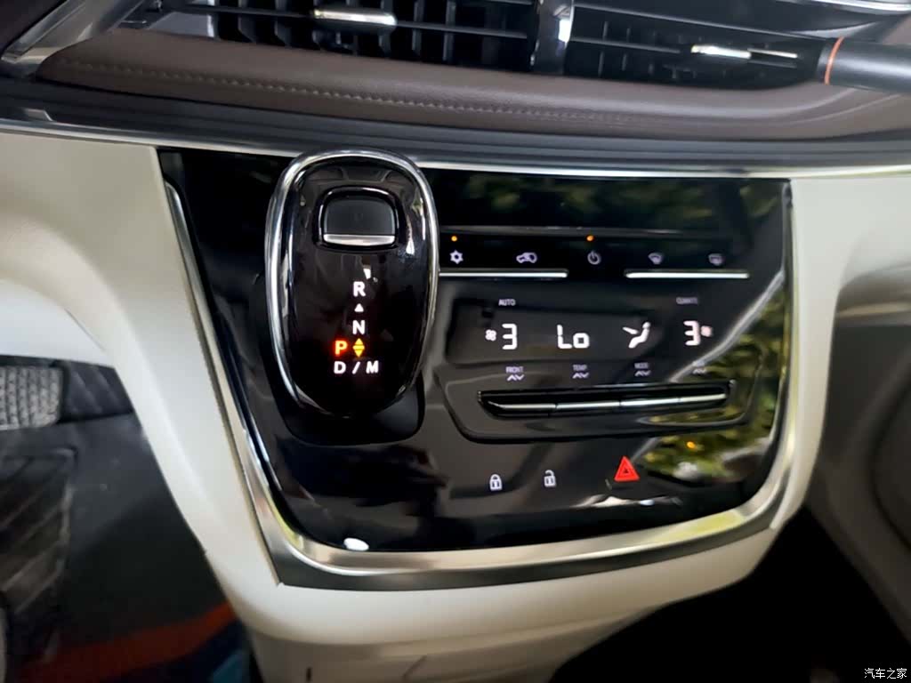 Buick GL8, 2023 14