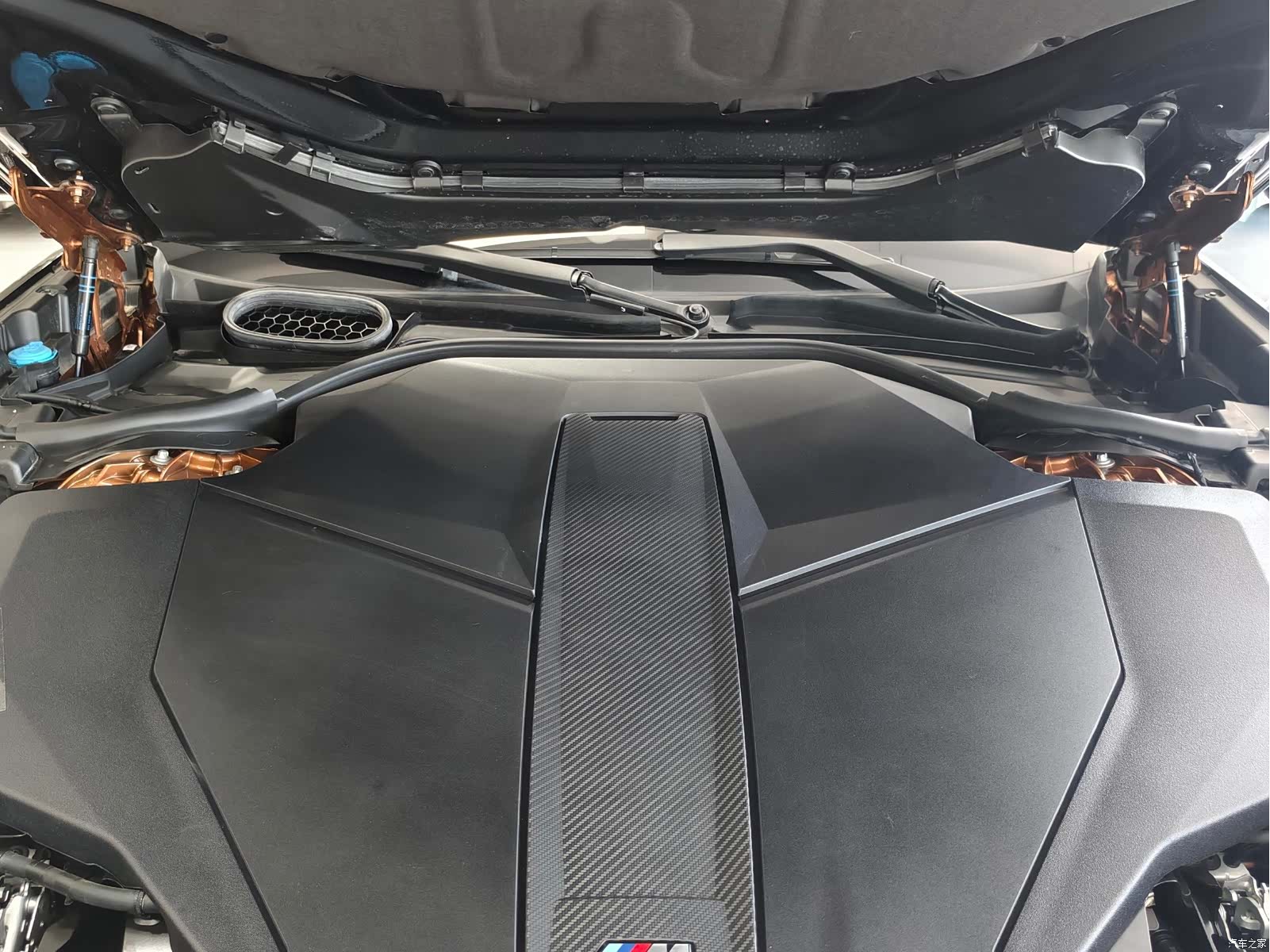 BMW i7, 2024 23