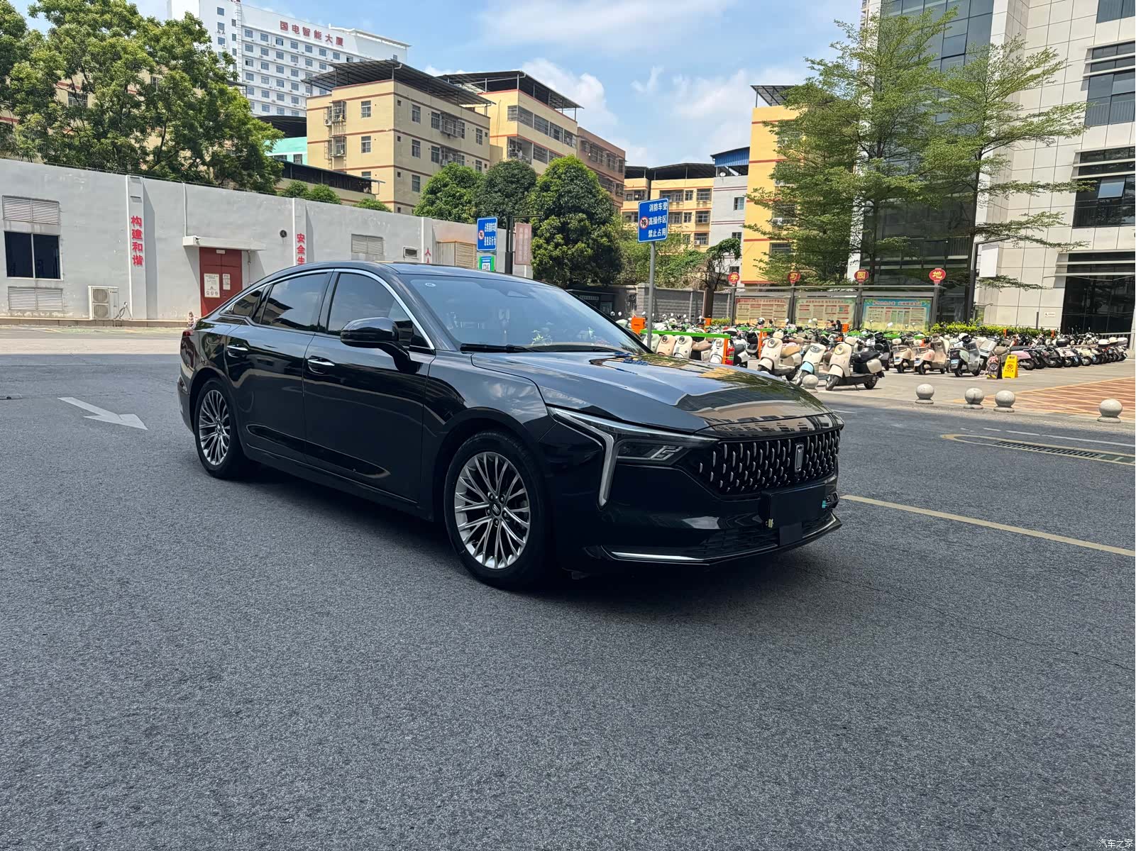 Bestune B70, 2022 3