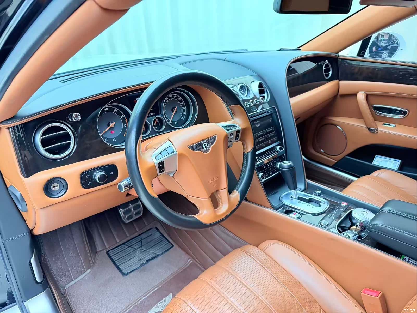 Bentley Flying Spur, 2016 3