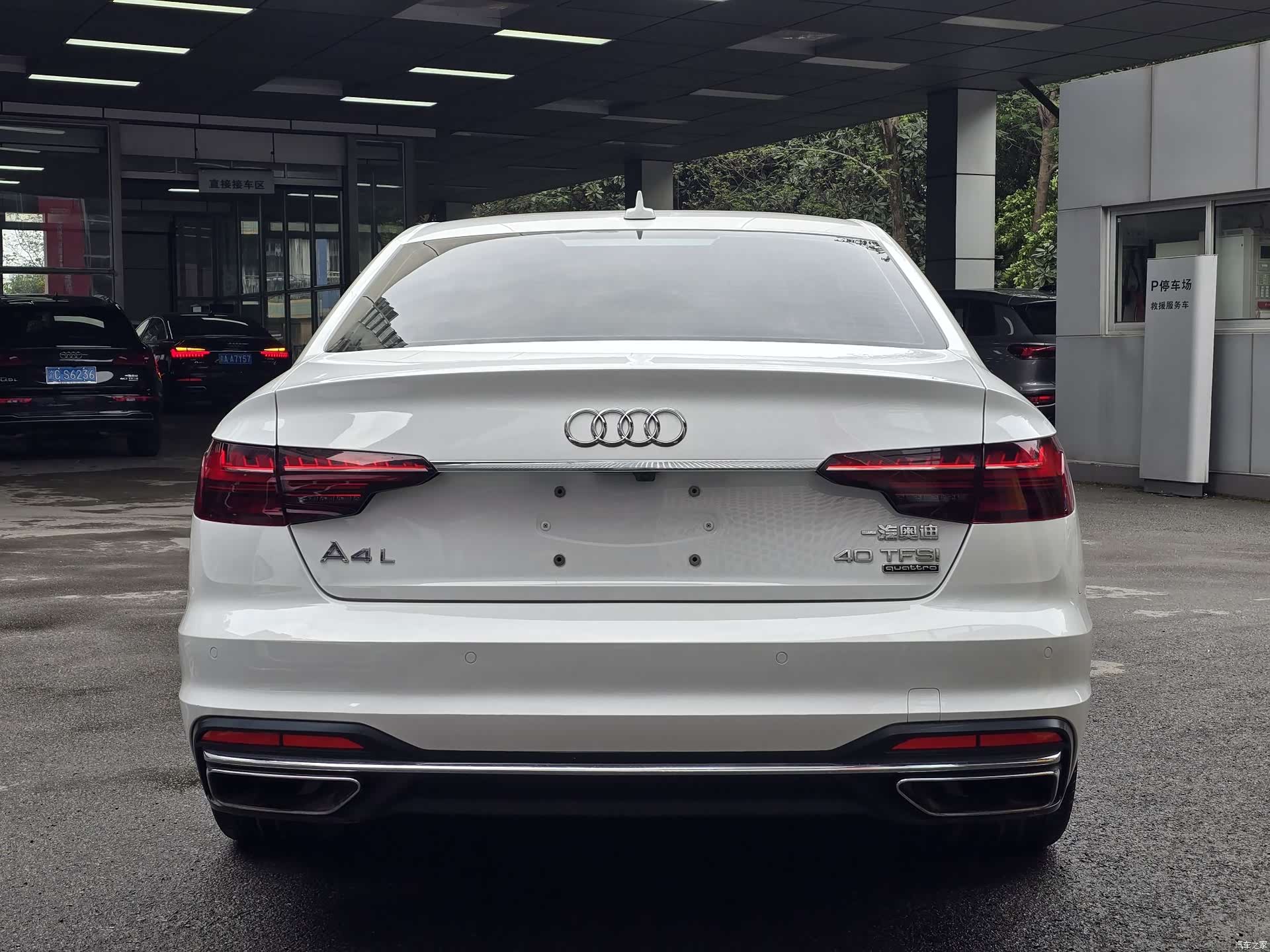 Audi A4L, 2020 все фото