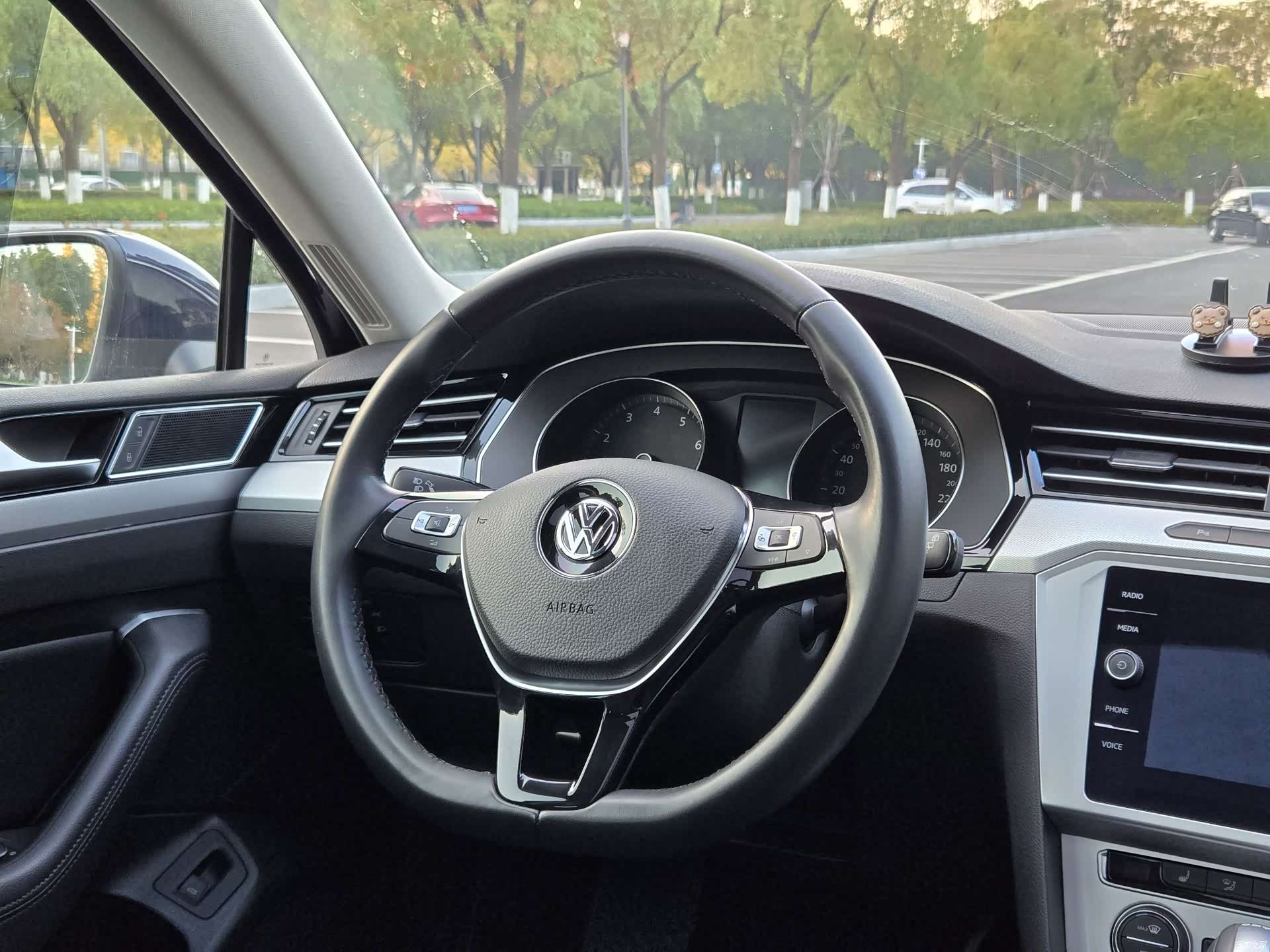 Volkswagen Variant, 2019 11