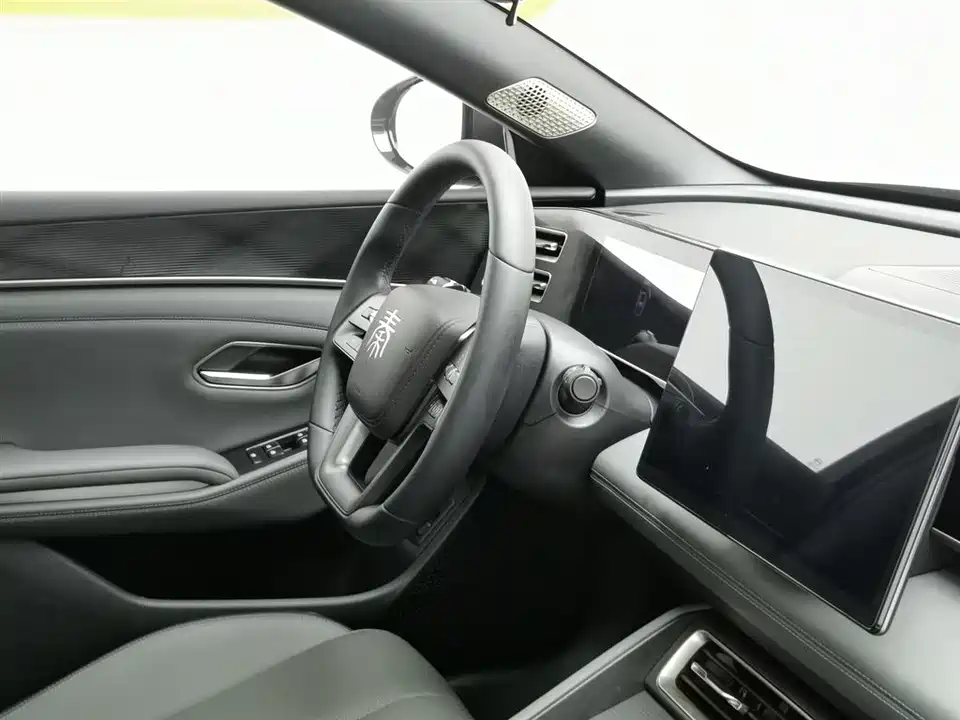 BYD Qin L BYD Qin L