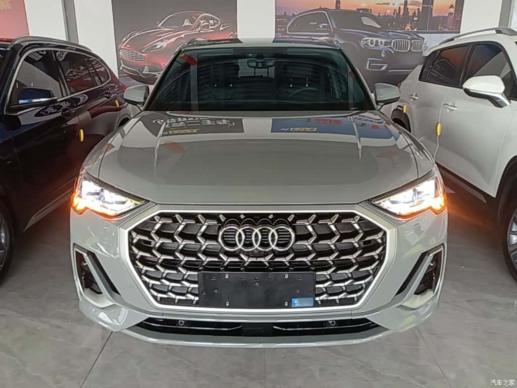 Audi Q3, 2024 3